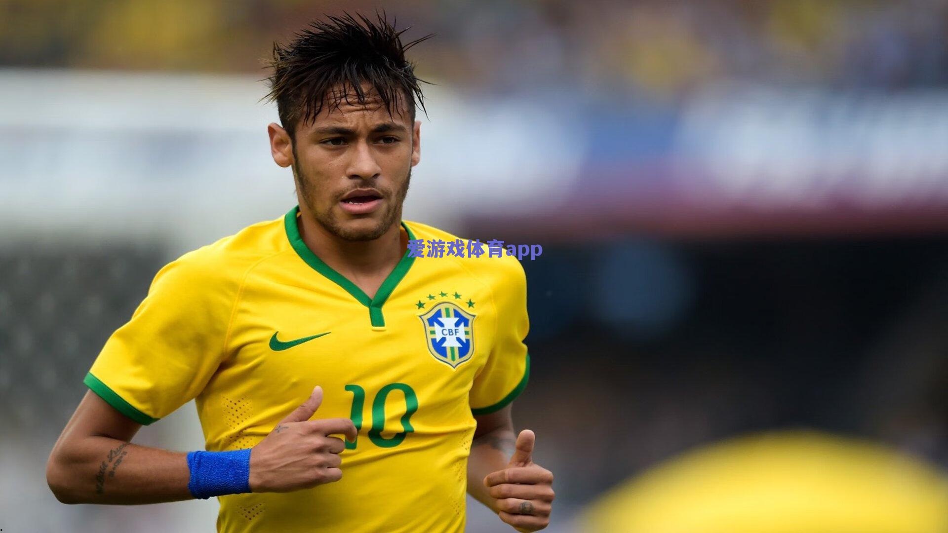 爱游戏体育：梅罗之争，一场被建构的足球神话，而非时代的分水岭