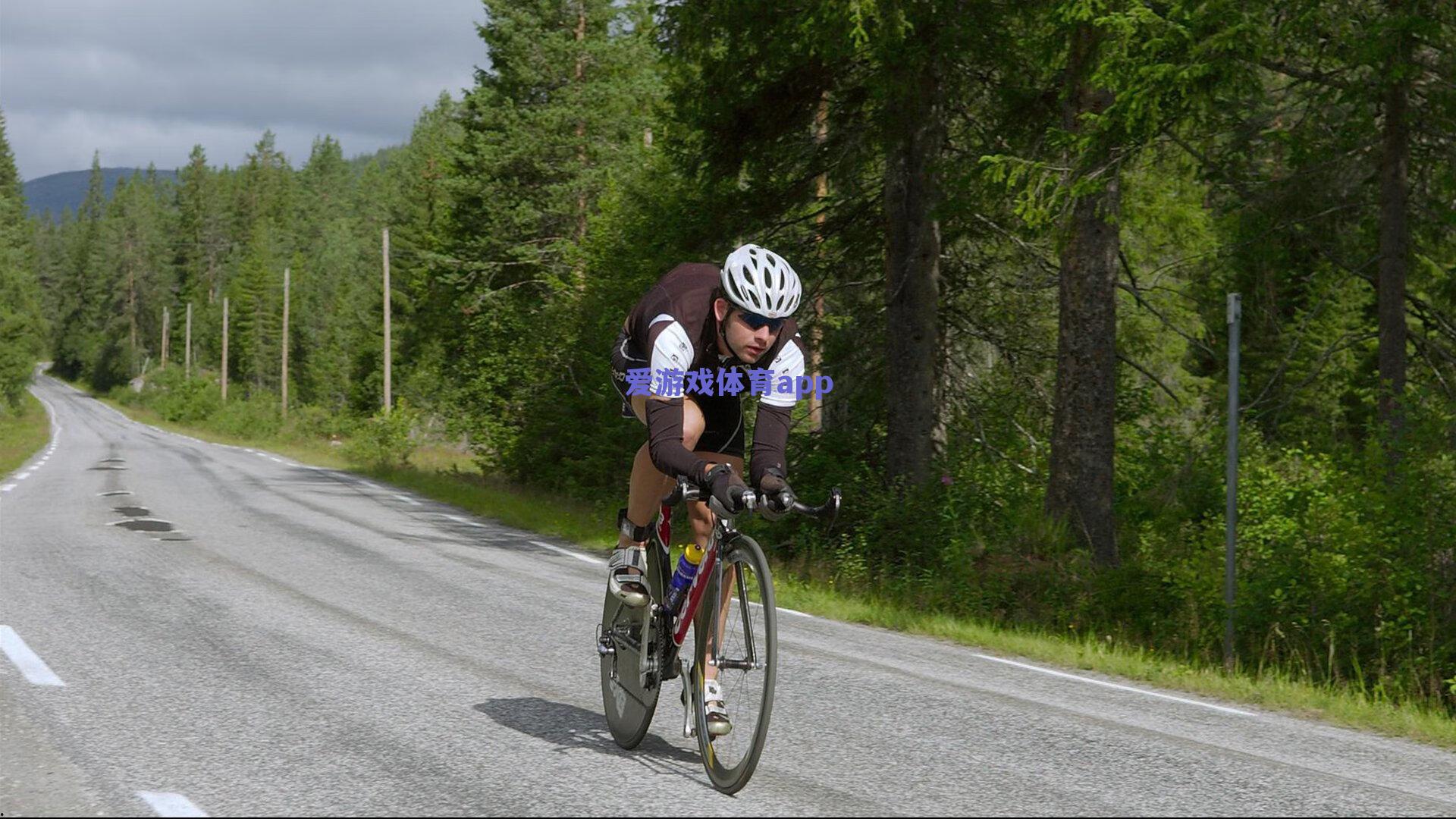 维尼修斯状态复苏难挽皇马颓势 阿隆索帅位风雨飘摇?
