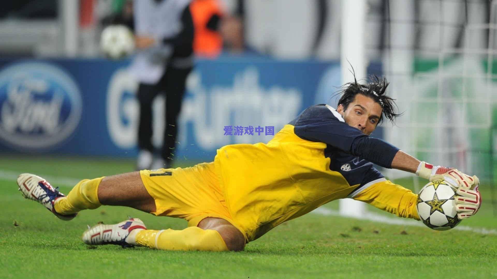 主场外烽烟再起，热刺球迷时隔八月重启街头抗议，列维时代遭遇最尖锐拷问